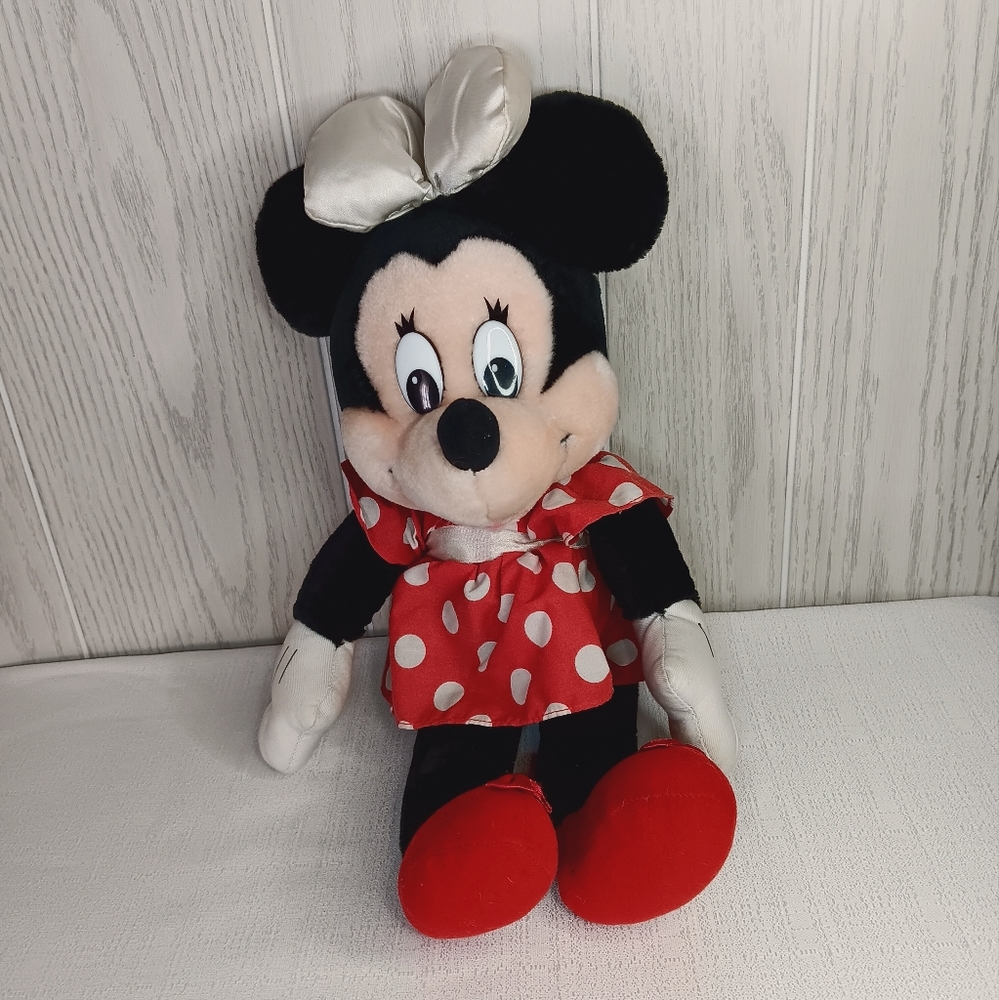 Vintage Applause Minnie Mouse plush stuff animal white bow red Poka dot dress